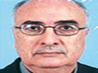 Pr Mohamed Tazir, ex-Directeur général de l'Institut Pasteur d'Algérie, à Liberté