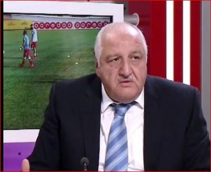 الحاج بوحفص يحفز اللاعبين بمنحة خيالية ويطالبهم بنقاط بجاية، وهران وسطيف