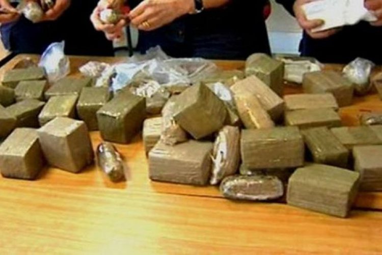 توقيف شخص وحجز 3 كلغ من الكيف في تلمسان