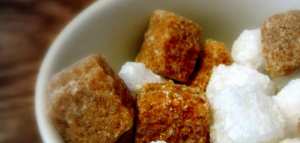 فوائد السكر البني