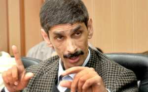 قاضي التحقيق بمحكمة غليزان يستمع الى الراقي بلحمر