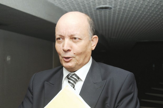 Amar Tou, l'ex-wali d'Oran et des parlementaires candidats