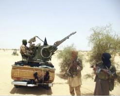 الجماعات المتطرفة بمالي تتحدى الجزائر بإقامة معسكرات على حدودها