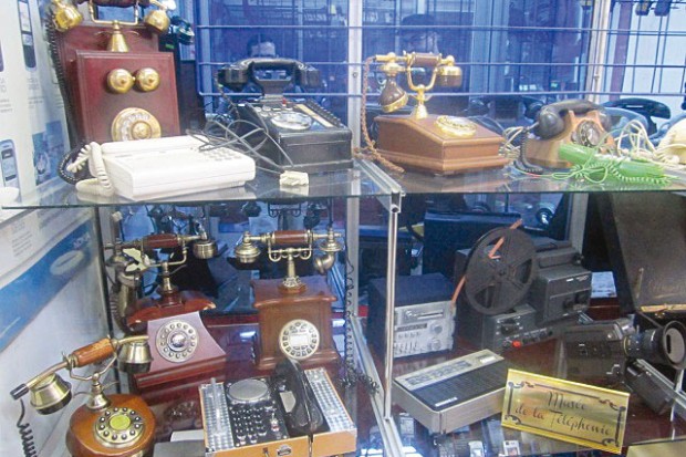 Un siècle de téléphonie retracé par un particulier