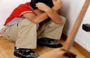 مشرفة تربوية تعتدي على تلميذ بأم البواقي وتفقده السمع