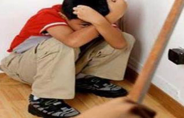 مشرفة تربوية تعتدي على تلميذ بأم البواقي وتفقده السمع