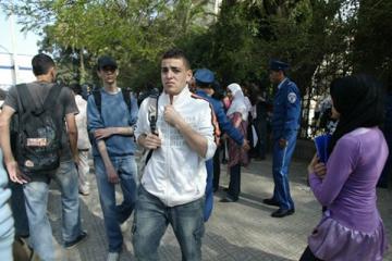 تلاميذ ثانوية 