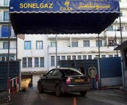 سونلغاز تتخذ إجراءات جديدة لمنع انقطاعات الكهرباء هذا الصيف دعيم شبكة التموين ب 46 ميغاواط بتندوف