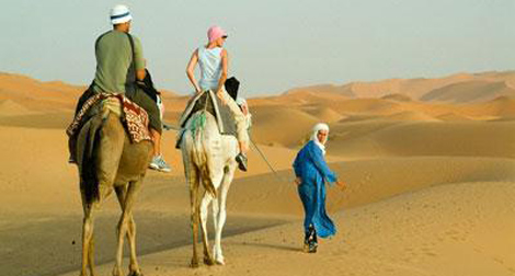 اسماعيل ميمون يفتتح اليوم الوطني للسياحة ببسكرة