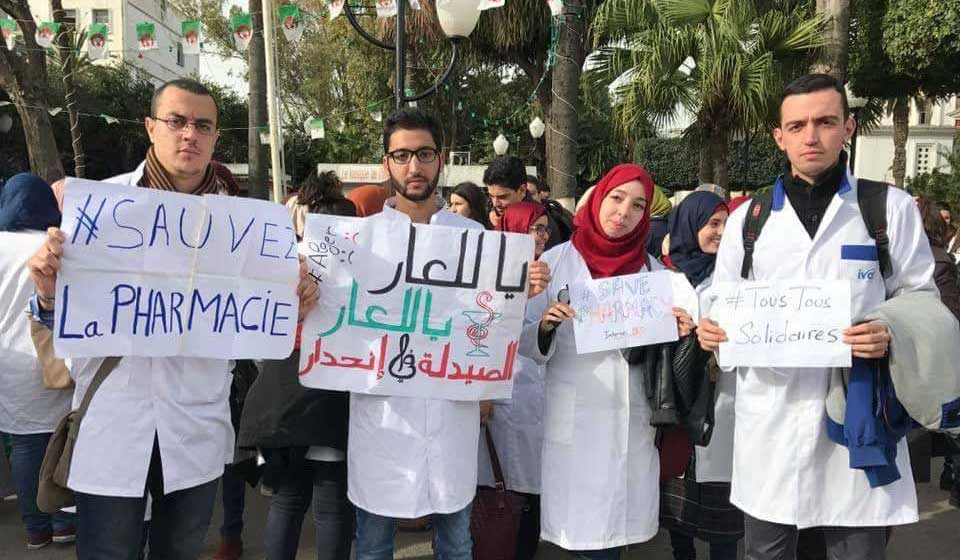 Algérie - Les protestations estudiantines gagnent en radicalité, les autorités réagissent avec brutalité