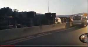 فيديو خطير لاصطدام 4 شاحنات بسيارات في البويرة