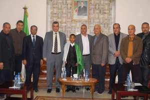 استقبال رسمي للطفل بهدنة بورقلة بعد عودته من قطر