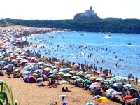 Saison estivale : plus de 700.000 estivants sur les plages de Jijel