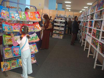 Le Feliv 2012 marqué par l'engouement et l'adhésion du public                                    Clôture du 5e Festival de la littérature et du livre de jeunesse