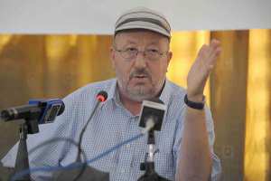 وزراء حكومة سلال يشيّعون والد سيدي السعيد بتيزي وزو