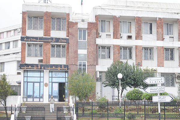 والي العاصمة يحقق في تسيير 