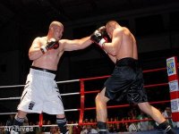 Boxe professionnelle : Mohamed Benguesmia affronte, jeudi à Guelma, le Hongrois Ferenc