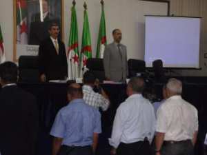 والي أدرار يدعو الأميار .. الجمعيات والمنظمات إلى تبني الحوار لحل المشاكل المطروحة