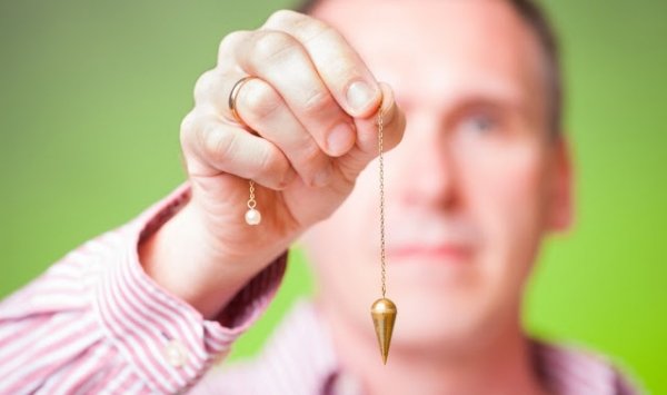 أحدث صيحات الجريمة في البويرة.. السرقة بسحر التنويم المغناطيسي!