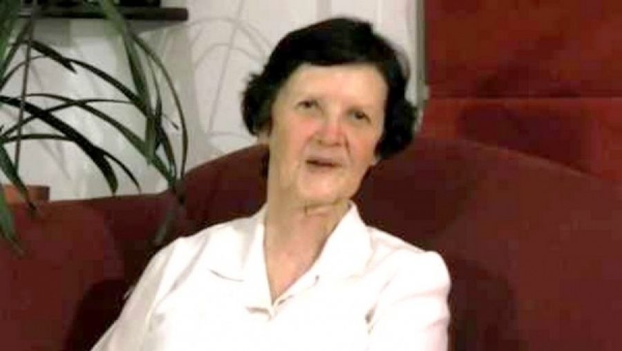 لاناب تكرّم جميلة عمران