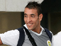 حداد اتفق مع فانا من أجل إعارته للشباب.. نساخ يرفض الإعارة ومهدد ببقاء موسم أبيض