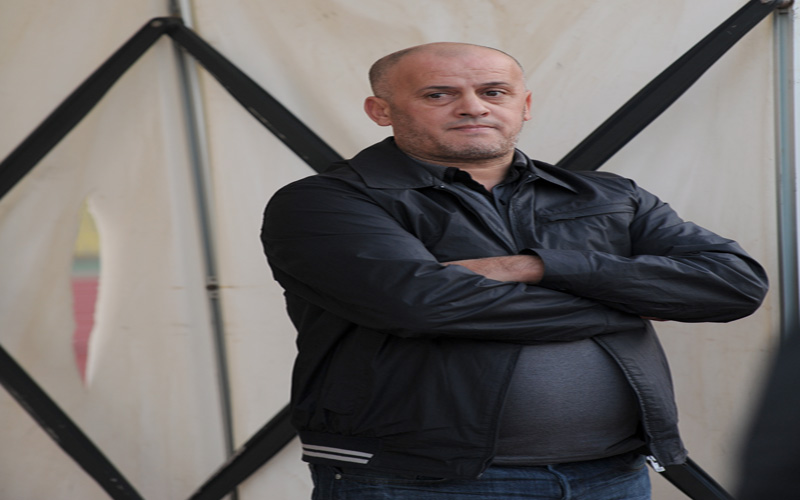 غريب يطلب من سيدهم جلب وثائقه من إدارة تلمسان