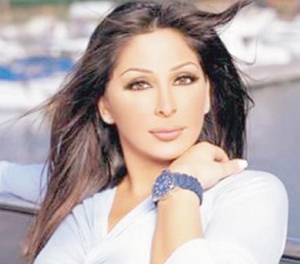 طريقة دفع مستحقات إليسا تمت بكل شفافية                                    رئيس بلدية عنابة يرد على اتهامات وزيرة الثقافة