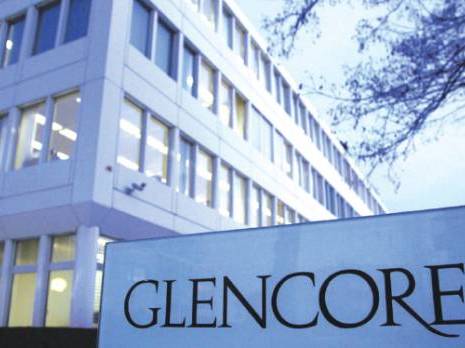 La compagnie suisse Glencore entreprend la recherche illégale du pétrole