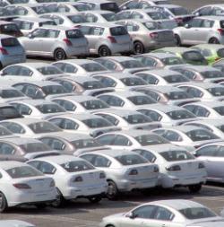 غلق 18 حظيرة لتجميع السيارات المستوردة بجيجل