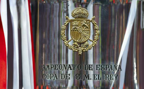 أحد مساهمي البرسا يطالب بتجريد الريال من بعض ألقابه