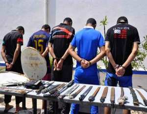 توقيف 34 شخصا وحجز 12 سلاحا أبيض بالعاصمة وتيبازة