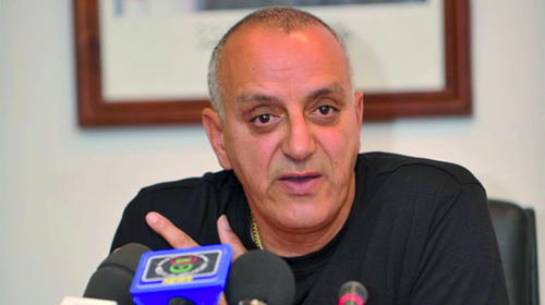 Bouras renonce au second mandat