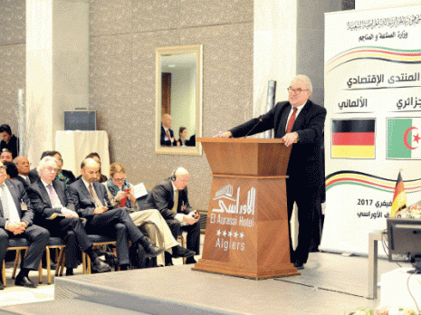 Plaidoyer en faveur du renforcement des relations économiques