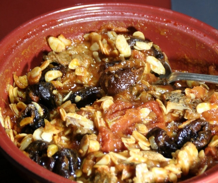 Tajine d'Agneau aux Amandes