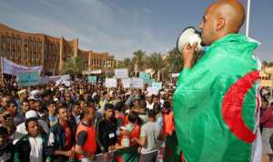 14نقابة تحشد مئات العمال في تيزي وزو