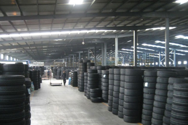 مصنع عملاق لإنتاج إطارات السيارات والشاحنات بسطيف