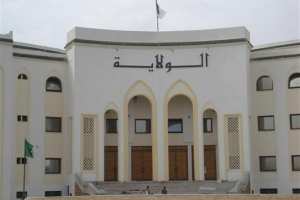 ابنة شهيد تستجدي سلطات الجلفة!