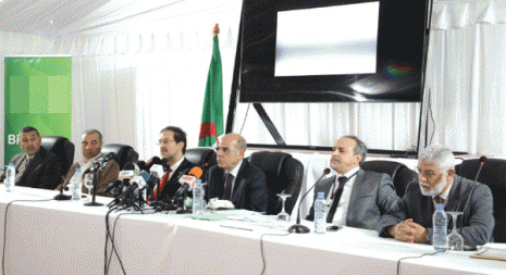 Raouraoua laisse planer le doute sur son avenir