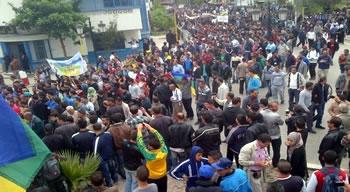 On proteste de partout