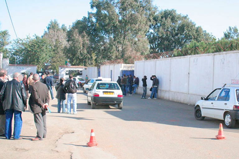 مديرية النقل تلغي اعتمادات 36 مدرسة لتعليم السياقة بوهران