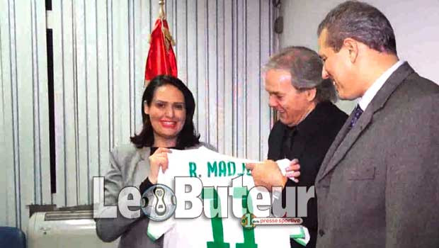 Un accueil royal pour Madjer en Tunisie