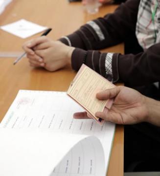 Les têtes de liste des partis enfin connues