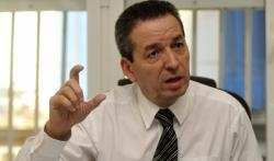 نزيف عمارة بن يونس يصل إلى الطارف