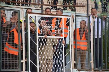 الأسرة الاعلامية بغليزان ساخطة على المحافظ بن سكران