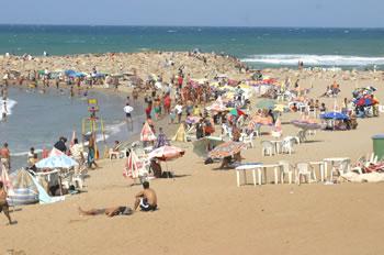 Les enfants du Sud découvrent Alger                                    A L'INITIATIVE DU MINISTÈRE DE LA SOLIDARITE NATIONALE ET DE LA FAMILLE