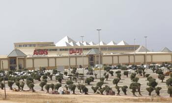 Ardis arrive!                                    LE GEANT DE LA DISTRIBUTION SERA INAUGURE LE 5 JUILLET