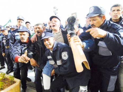 Pour des revendications sociales : les gardes communaux veulent marcher sur Alger                                    Actualité : les autres articles