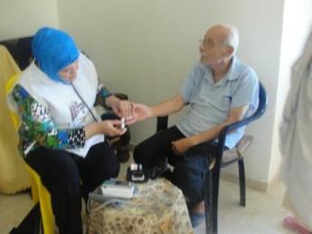 التكفل المنزلي بخمسين متقاعدا يعانون من أمراض بغرداية