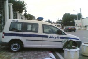 متربصة ترتدي جلبابا لأجل السرقة ببسكرة