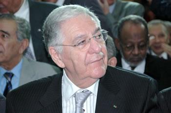 «La santé se porte bien»                                    DJAMEL OULD ABBÈS